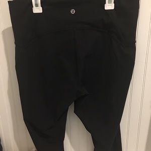 Lululemon crop leggings size 12